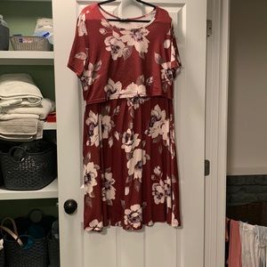 Floral breastfeeding dress